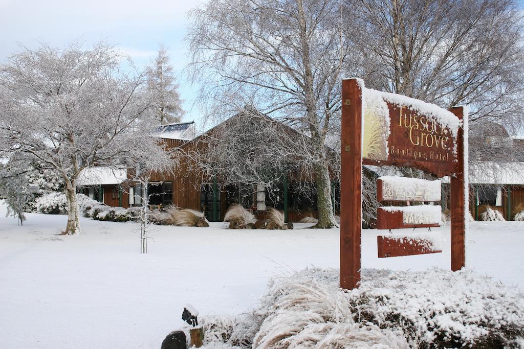 Tussock Grove Hotel Ohakune Exterior photo